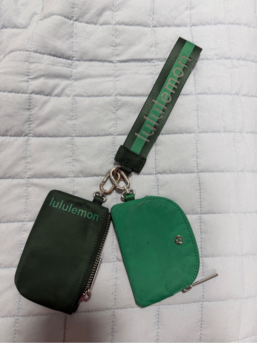 lululemon athletica Green Two-Piece Wristlet Keychain Pouch Set
